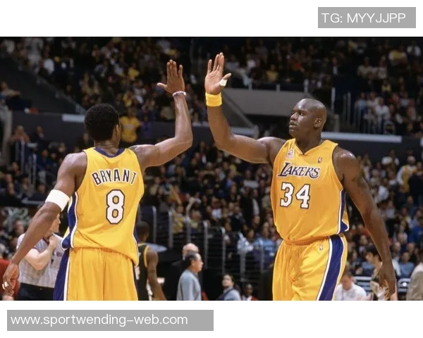 艾弗森发文追忆科比六周年感慨失去传奇的无尽遗憾与怀念 艾弗森发文追忆科比六周年感慨失去传奇的无尽遗憾与怀念