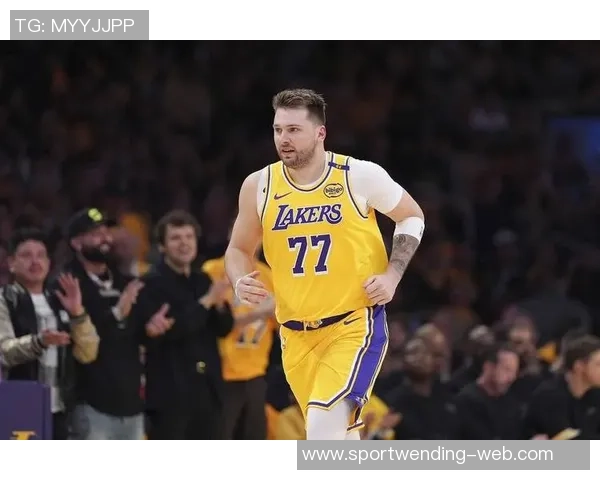 东契奇赞文森特投射能力称其对球队贡献巨大 东契奇赞文森特投射能力称其对球队贡献巨大