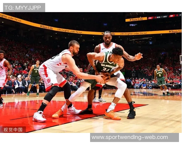 博纳首发表现出色纳斯称赞其防守优于进攻 博纳首发表现出色纳斯称赞其防守优于进攻